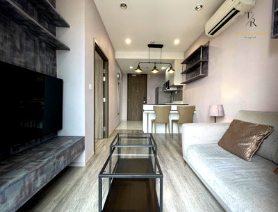 Condos for sale : [Condo for Sale with Tenant 5% Yield ] Ideo Mobi Sukhumvit 66✨ Rare 1BR with Bathtub, 200 m to BTS Udomsuk , Near True Digital Park