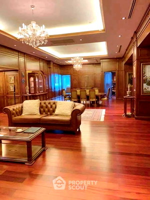 Condos for rent : 3-BR Condo at Le Raffine Jambunuda Sukhumvit 31 near BTS Phrom Phong (ID 2878813)