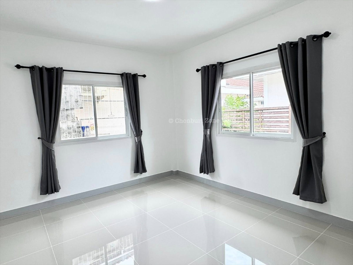 รูป ขายบ้านเดี่ยวรีโนเวทใหม่ แปลงมุม ม.เลคาซี่วิลเลจ ซอยหมอย้อย ศรีราชา - รูปที่ 13/21