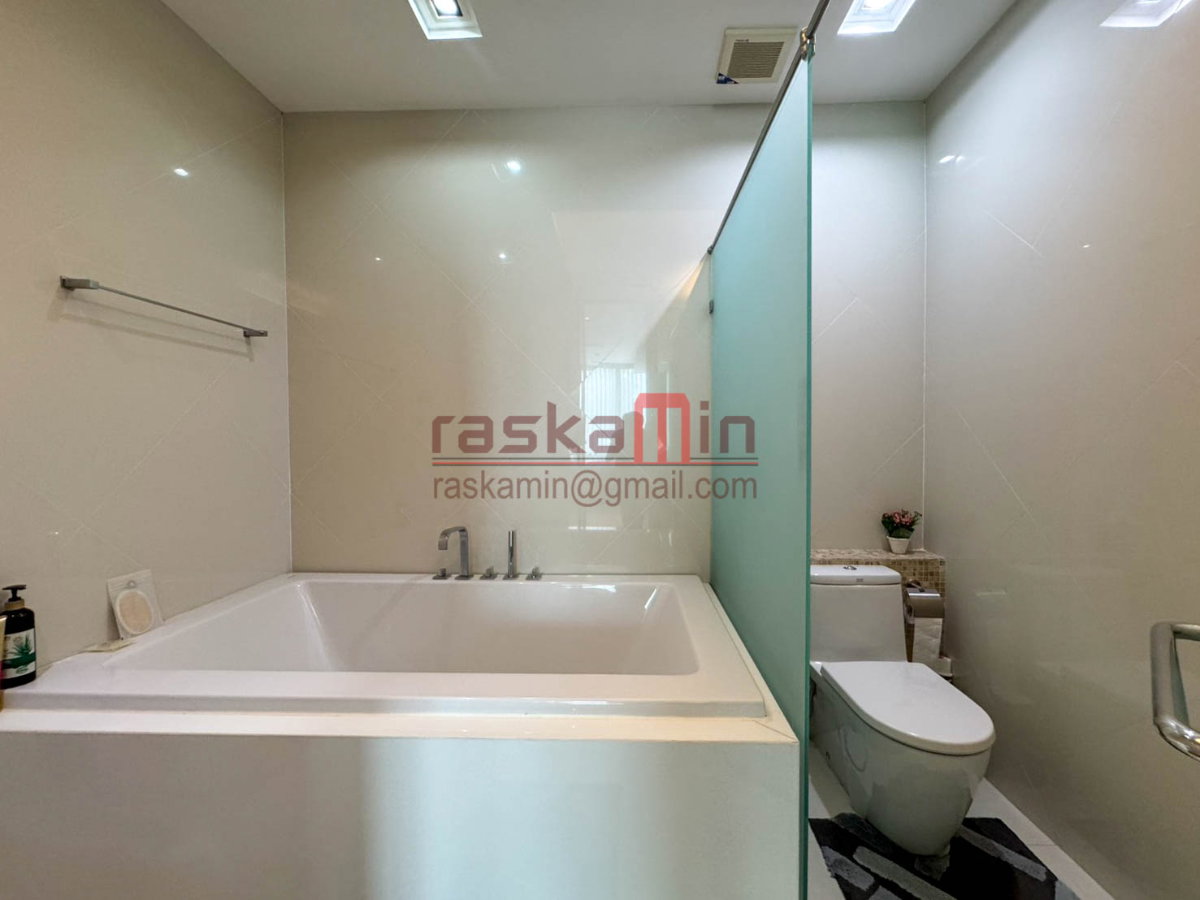 picture Luxury Beachfront Condo for Sale at The Sanctuary Wong Amat  - 18/33