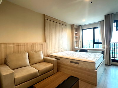 Condos for rent : 🍃 STUDIO room, beautifully designed with fully built-in furniture // 16,500 THB ☎️ 084-914-3813