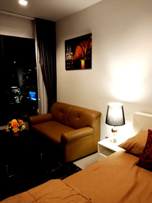 Condos for rent :   🎈#PC2402_251🎈💥Urgent💥 Guaranteed availability! Click quickly before it's gone‼️ For Rent 16k.🔥 Condo Life Asoke Rama 9