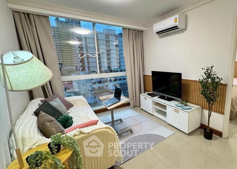 1-BR Condo at Chateau In Town Phaholyothin 11 near BTS Saphan Khwai (ID 2881039)