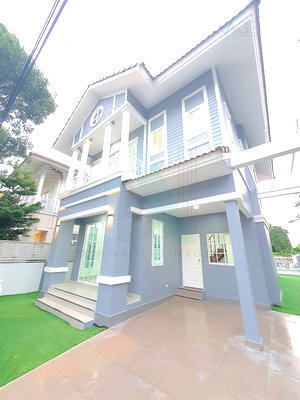 Houses for sale Bangkok : For Sell House BAAN LALIN THE YOUNG EXECUTIVE ONNUT-WONGWAEN-SUWANNABHUMI 2-story 3 bedroom 2 bathroom