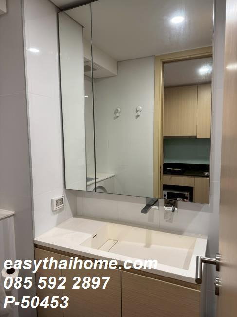 รูป P-50453 — ให้เช่าคอนโดหรู Duplex ฝ้าเพดานสูง วิวเมืองสวย - Landmark @MRTA Station ราคา 17,000 บาท โทร 085-592-2897 Line: @easythaihome - รูปที่ 2/11
