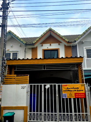 ทาวน์โฮม นนทบุรี : #st25463  ขาย ทาวน์เฮ้า หมู่บ้านพฤกษา18/1  ถนนหน้าบ้านกว้าง  ทิศเหนือ (ทิศดีมาก)    รีโนเวทแล้ว 