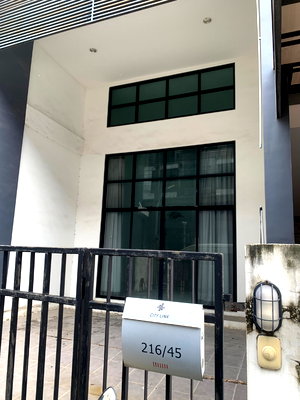 Townhouses for rent : RENTAL Home office City Link Rama9 Road