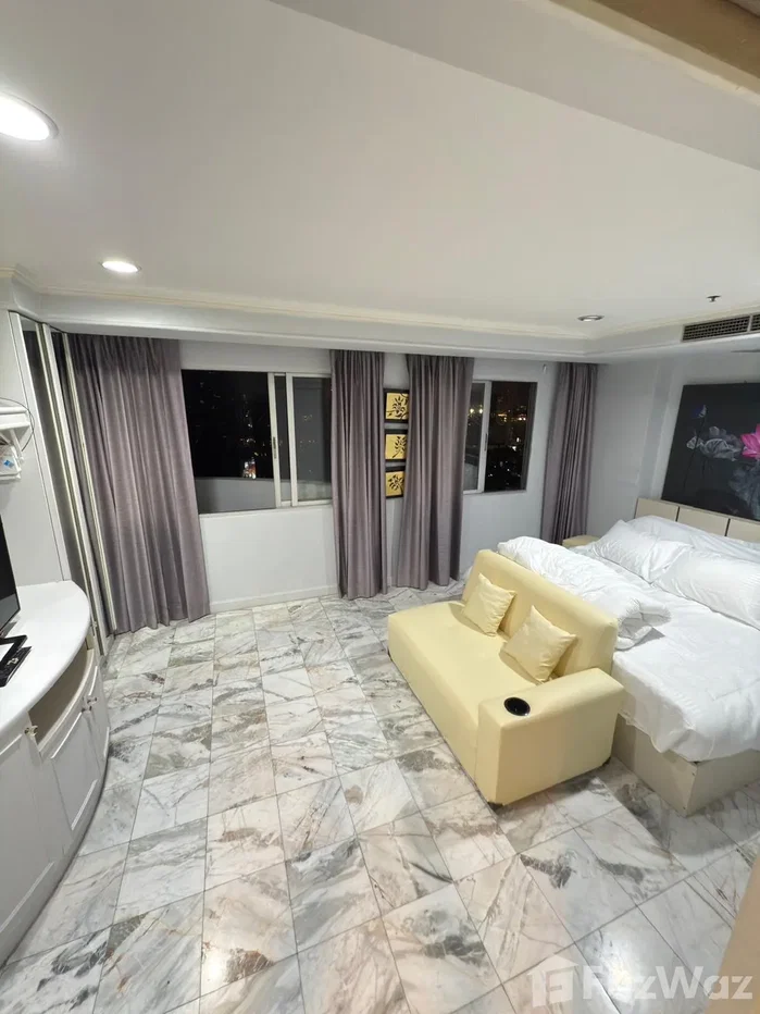 รูป คอนโดให้เช่า 3 ห้องนอน ในโครงการ วิทยุ คอมเพล็กซ์ 6252052 - รูปที่ 13/18