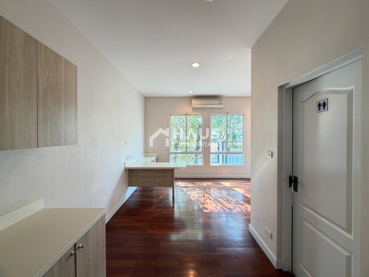 picture Granada Pinklao / 4 Bedrooms #HPHU042 - 13/37