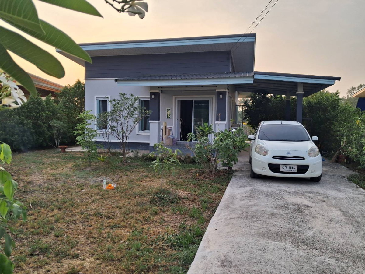 รูป ขายบ้านเดี่ยวพร้อมที่ดิน จ.กำแพงเพชร 115ตารางวา แค่หิ้วกระเป๋ามาก็พร้อมเข้าอยู่ได้เลย - รูปที่ 10/42
