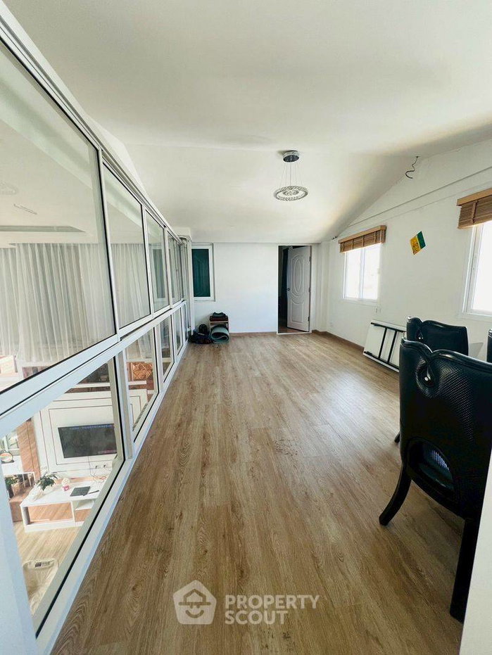 picture 5-BR House in Tha Kham (ID 2883464) - 2/15