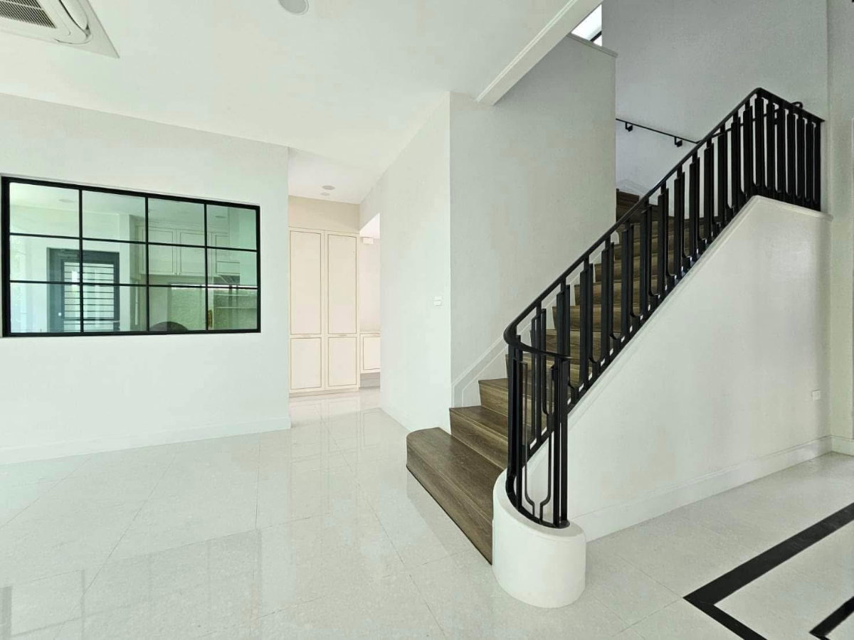 รูป บ้านเดี่ยวหรู 4 นอน | รองรับ Expat | เลี้ยงสัตว์ได้ - รูปที่ 9/33