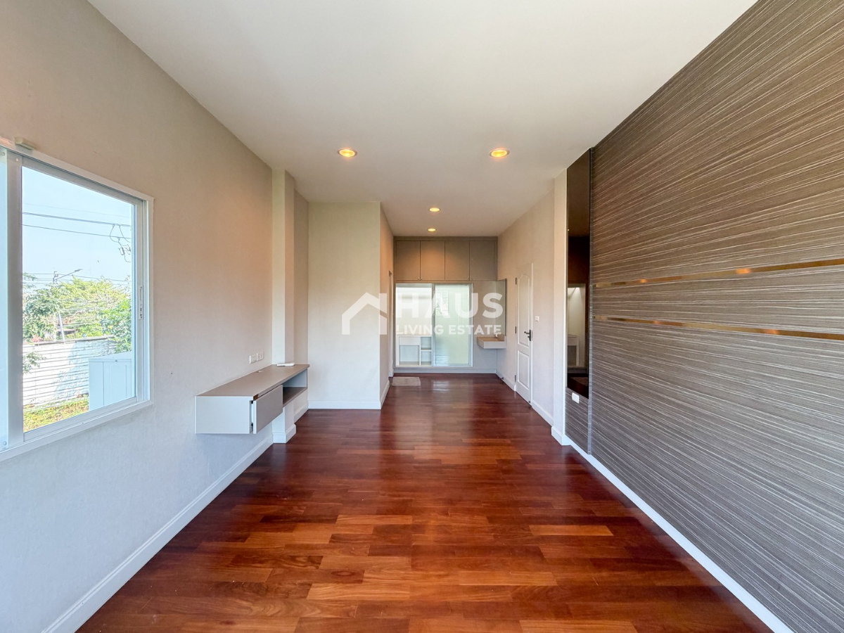 picture Granada Pinklao / 4 Bedrooms #HPHU042 - 29/37