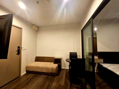 Condos for rent : The Stage Taopoon.       Interchange