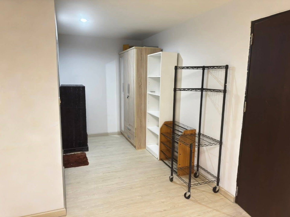 รูป ขาย Lecosi Ekkamai 28 ห้อง Family Unit ที่จอดรถ Vip ห้องพื้นที่เยอะ ตกแต่งได้ตามใจชอบ - รูปที่ 16/23