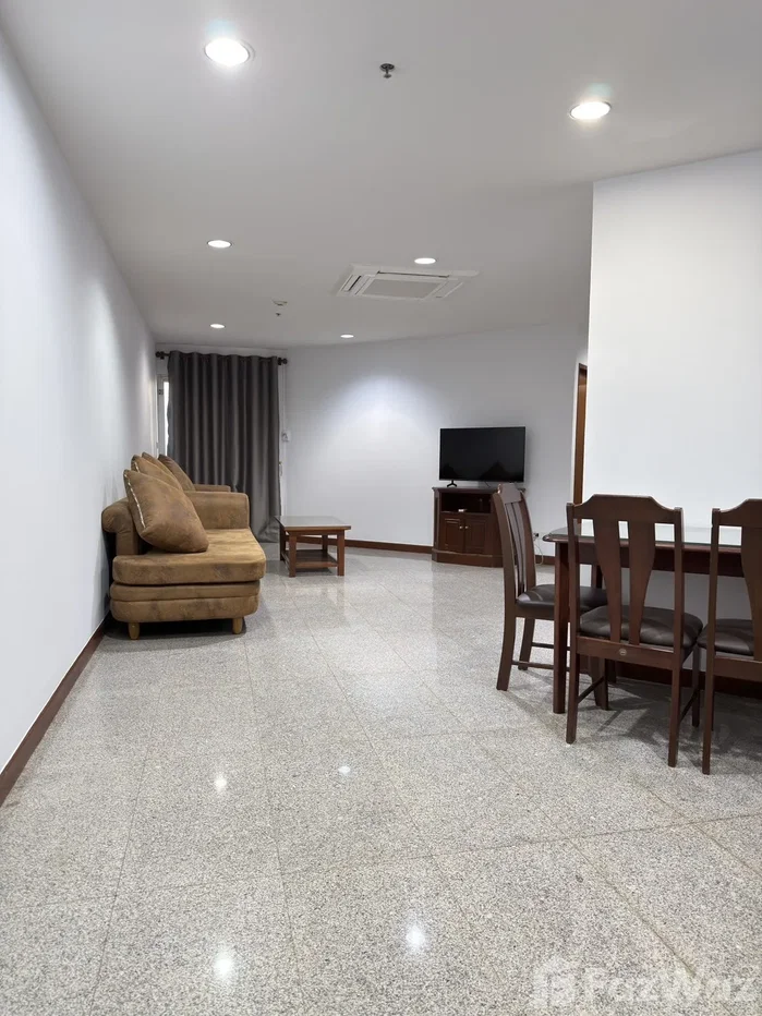 รูป คอนโดให้เช่า 2 ห้องนอน ในโครงการ วิทยุ คอมเพล็กซ์ 6252058 - รูปที่ 10/31
