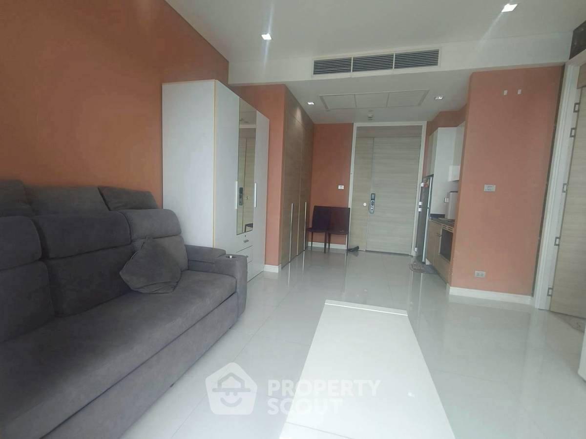 รูป คอนโด 1-ห้องนอน ที่ รีเฟล็คชั่น จอมเทียน บีช พัทยา ใกล้ เมืองพัทยา (ID 2883321) - รูปที่ 14/15