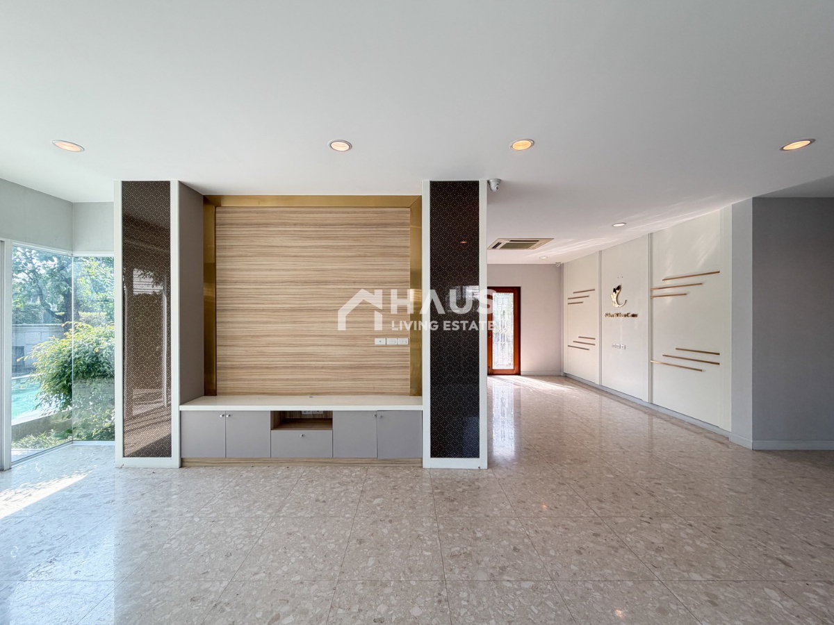picture Granada Pinklao / 4 Bedrooms #HPHU042 - 9/37