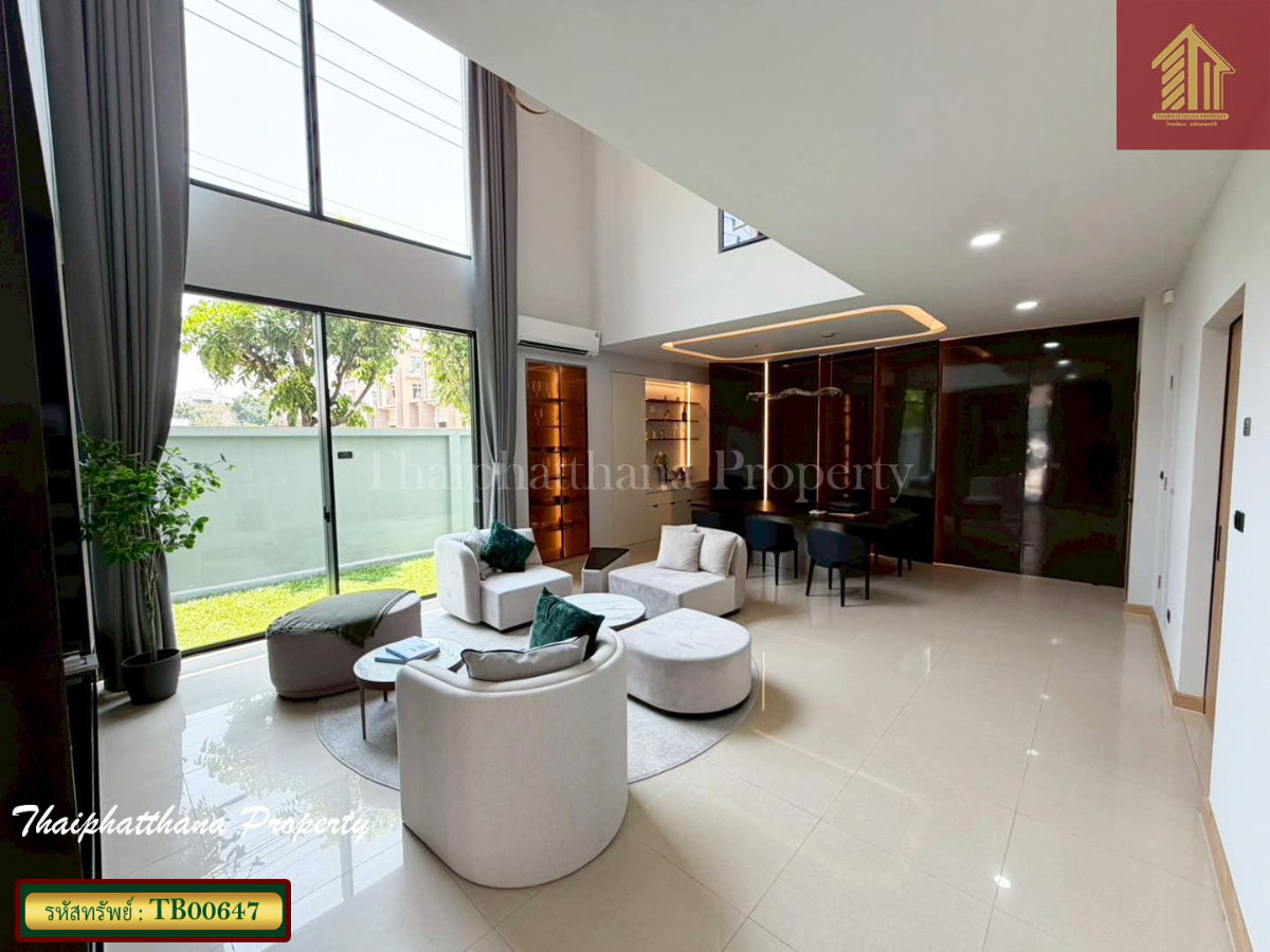 รูป PREECHA รามคำแหง-กรุงเทพกรีฑา บ้านดีไซน์ โฮมออฟฟิศ ฟังก์ชั่นครบทั้งอยู่อาศัยและทำธุรกิจได้อย่างลงตัว - รูปที่ 4/16