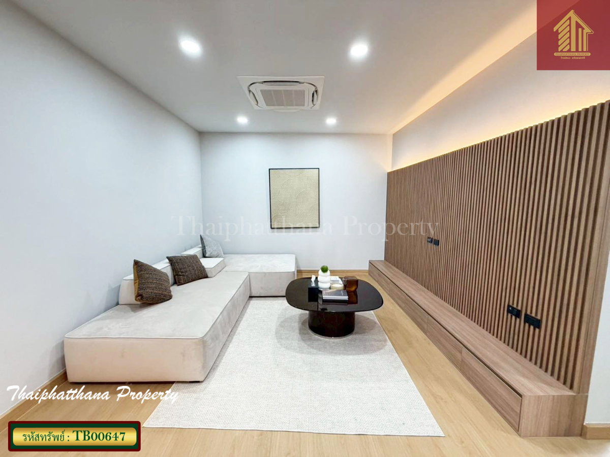 รูป PREECHA รามคำแหง-กรุงเทพกรีฑา บ้านดีไซน์ โฮมออฟฟิศ ฟังก์ชั่นครบทั้งอยู่อาศัยและทำธุรกิจได้อย่างลงตัว - รูปที่ 6/16