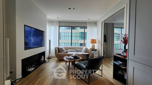 1-BR Condo at The Emporio Place near BTS Phrom Phong (ID 576357)