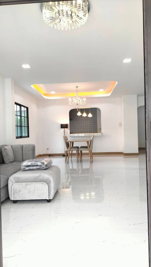 รูป บ้านเดี่ยว หนองจอก  สุวินทวงศ์  มีนบุรี หมู่บ้าน รอยัลปาร์ควิว นัดชมบ้าน 085-318-6868 คุณวา - รูปที่ 10/18