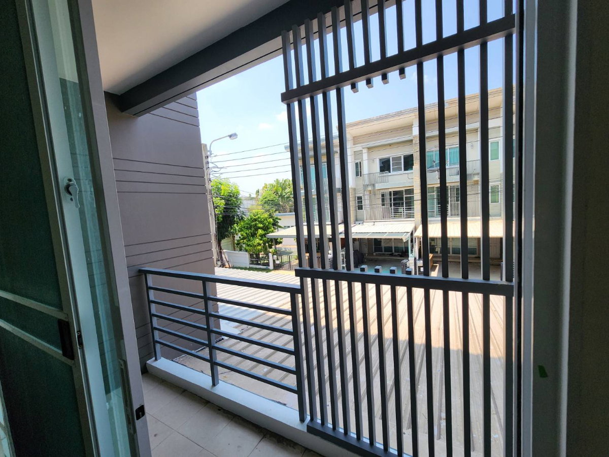รูป 🤝 เจ้าของขายเอง! ทาวน์โฮม 3 ชั้น Town Avenue กรุงเทพกรีฑา 7 สภาพมือหนึ่ง - รูปที่ 10/13