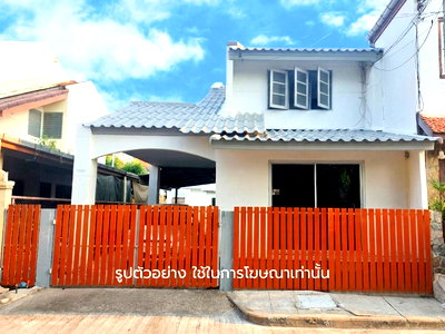 บ้านแฝด นนทบุรี : บ้านแฝด ม.ลานทอง ติวานนท์-ปากเกร็ด เนื้อที่ 40 ตร.ว.(ขายตามสภาพ)  บนทำเลทองติด ถ.ติวานนท์ ใกล้ห้าแยกปากเกร็ด 