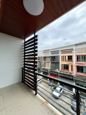 รูป  For Sale | ขายทาวน์โฮม 3 ชั้น รีโนเวทใหม่ RK Office Park มีนบุรี 💼 เหมาะทำ Home Office / อยู่อาศัย - รูปที่ 44/51