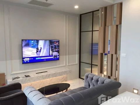 Luxury 1BR at Noble Ploenchit |Private Lift |Direct BTS 6252174