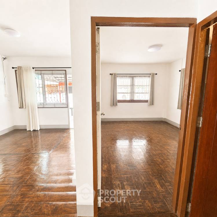 รูป บ้าน 3-ห้องนอน ใน สันนาเม็ง (ID 2863530) - รูปที่ 9/13