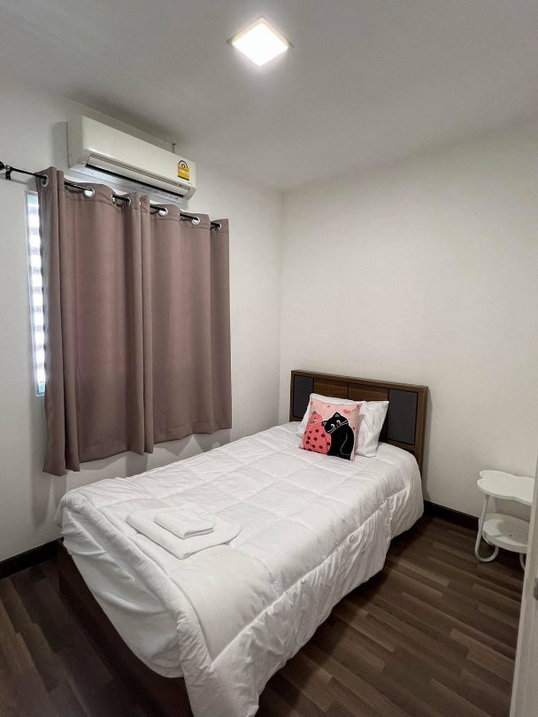 รูป 🏡 ให้เช่าทาวน์โฮม ในโครงการคุณภาพ เดินทางสะดวก ใกล้ทุกอย่าง ใกล้โรงเรียนนานาชาติ พร้อมเฟอร์นิเจอร์ครบชุด - รูปที่ 5/10