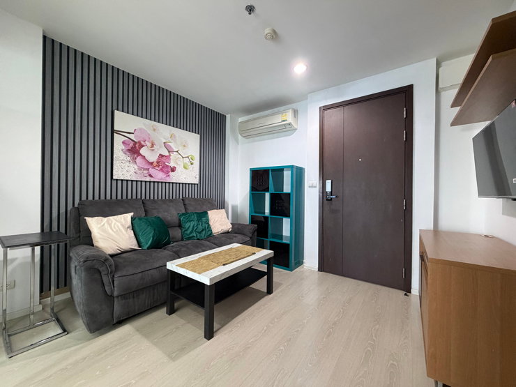 picture 1 bedroom type at Rhythm Sathorn-Narathiwas - 1/16