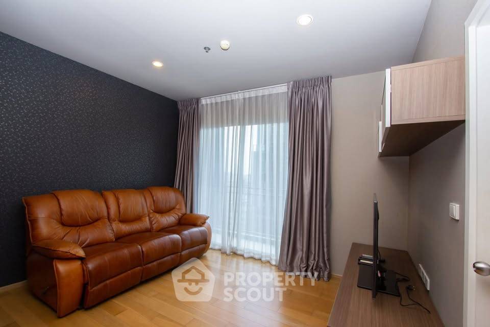 รูป คอนโด 1-ห้องนอน ที่ ไฮฟ์ สาทร ใกล้ BTS กรุงธนบุรี (ID 2013325) - รูปที่ 2/10
