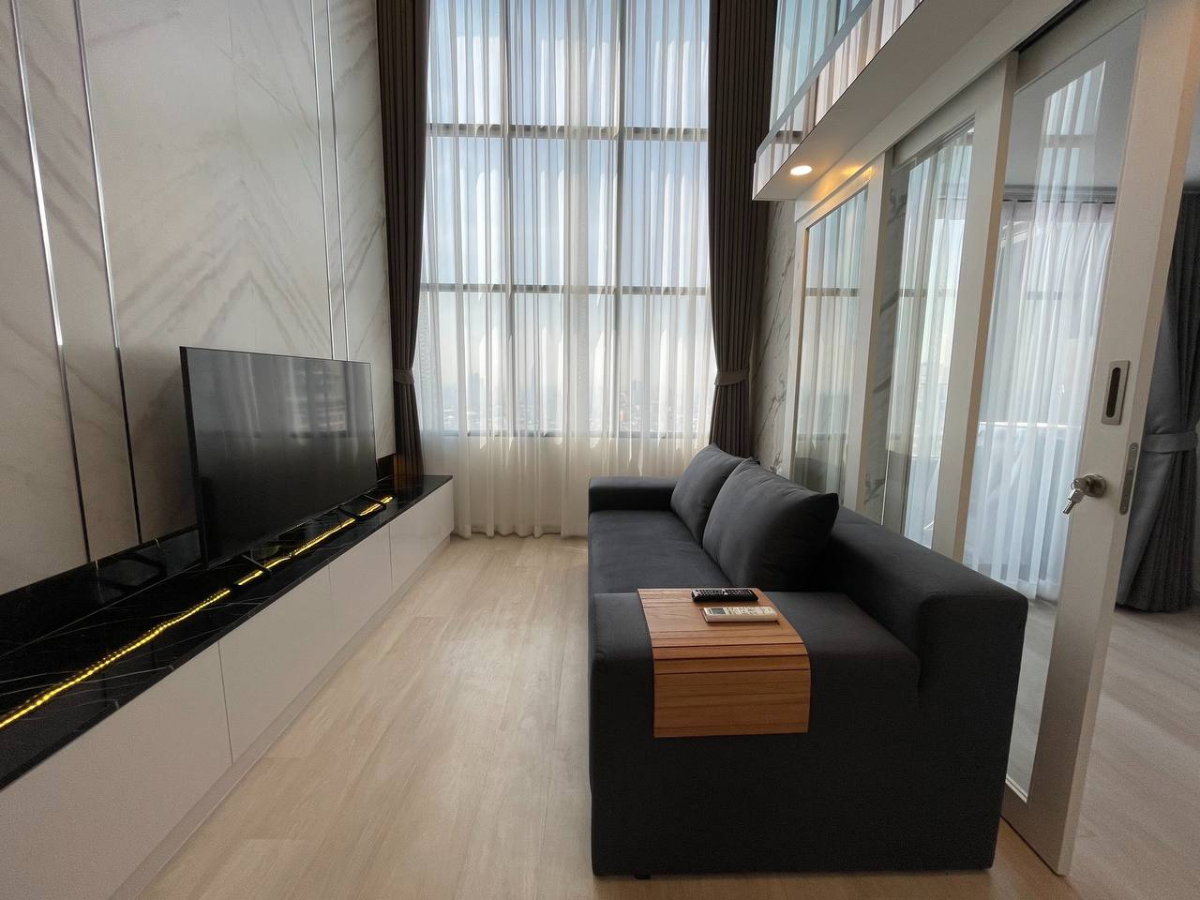 รูป Knightsbridge Prime Sathorn【𝐒𝐄𝐋𝐋 & 𝐑𝐄𝐍𝐓】🔥ดีไซน์พรีเมียม ใช้งานง่าย และดูดีในทุกมุม🔥 ติดต่อไลน์ไอดี: @hacondo - รูปที่ 4/10