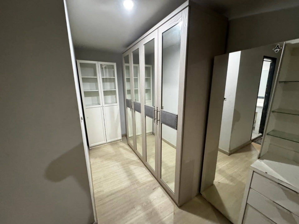 รูป ขาย Lecosi Ekkamai 28 ห้อง Family Unit ที่จอดรถ Vip ห้องพื้นที่เยอะ ตกแต่งได้ตามใจชอบ - รูปที่ 22/23