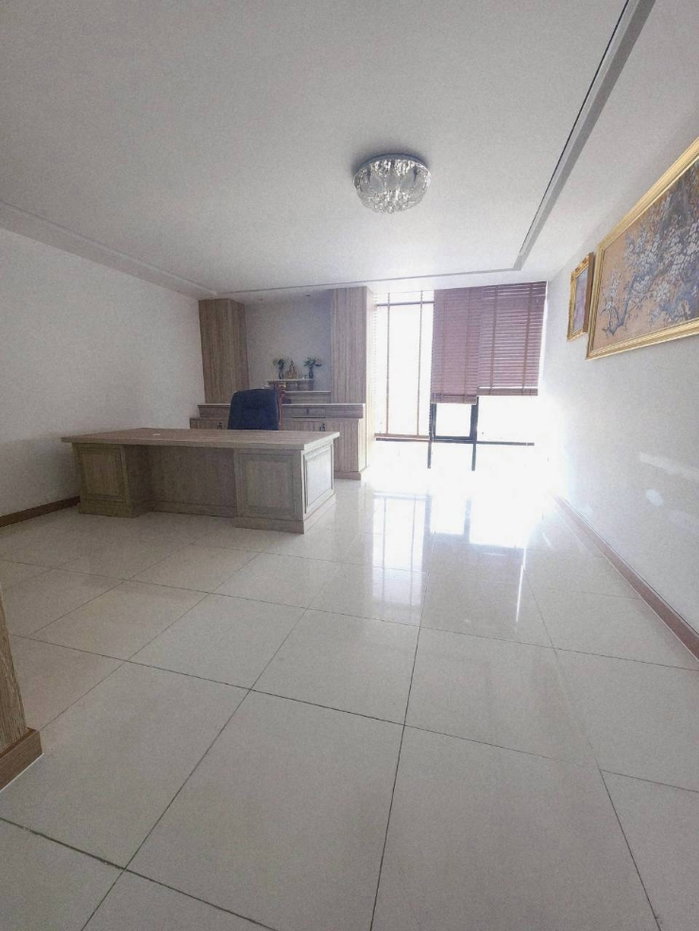 picture 4-storey office, located at Pak Kret Tiwanon - 16/30