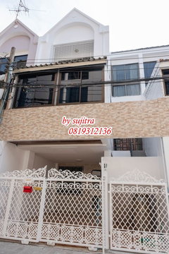 ให้เช่า ทาวน์โฮม 5 ชั้น 24 ตรว.สวยมาก อยู่ ซ.เอกมัย สุขุมวิท 63 จดทะเบียนบริษัทได้