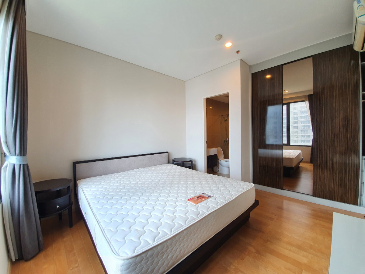 รูป Villa Asoke Duplex 1BR For Rent - รูปที่ 13/37