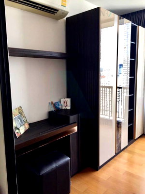 Condos for rent : 🚩 For Rent Condo NOBLE REVO SILOM Building 1, Floor 28,1 bed room, Room size 34.00 sqm
