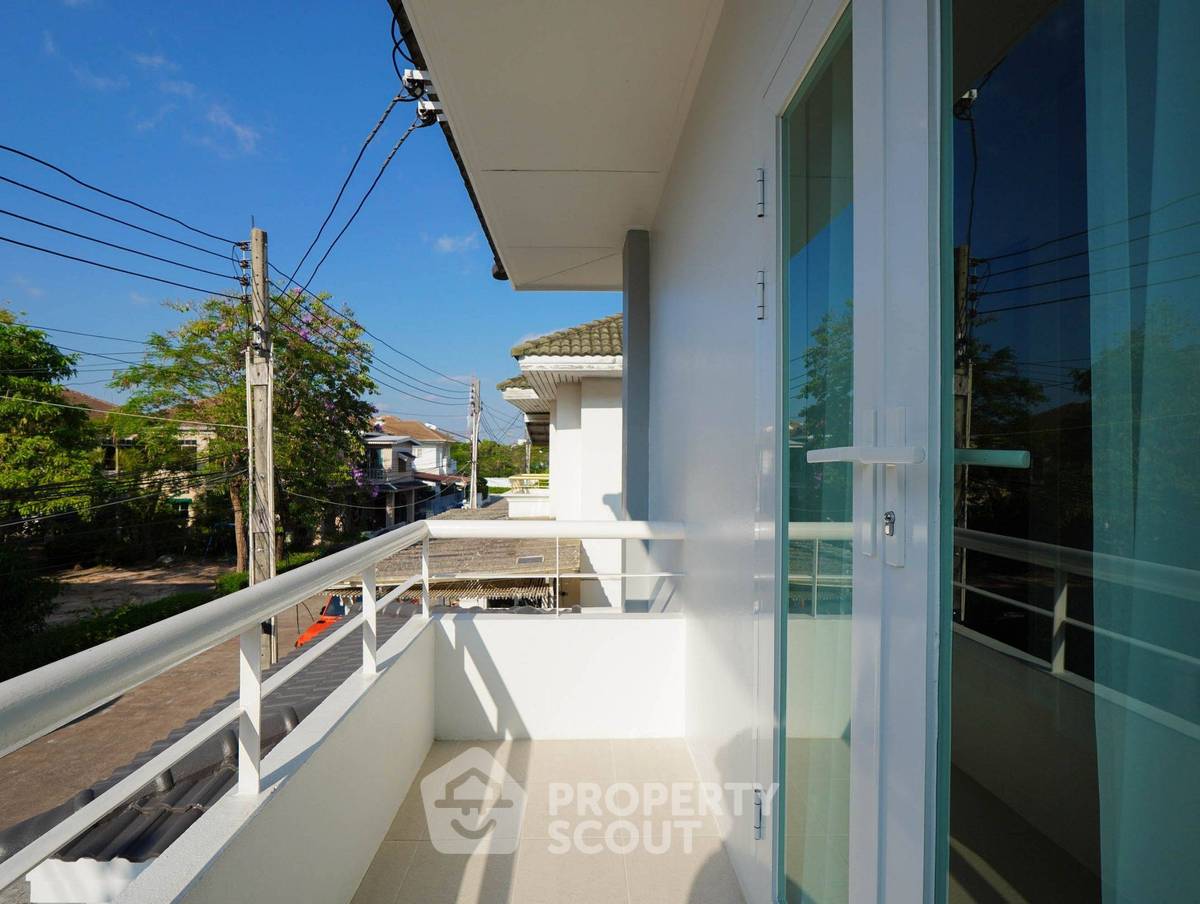 รูป คอนโด 3-ห้องนอน ที่ บ้านสวนลลนา-สวนหลวง ใน ดอกไม้ (ID 2881419) - รูปที่ 31/39