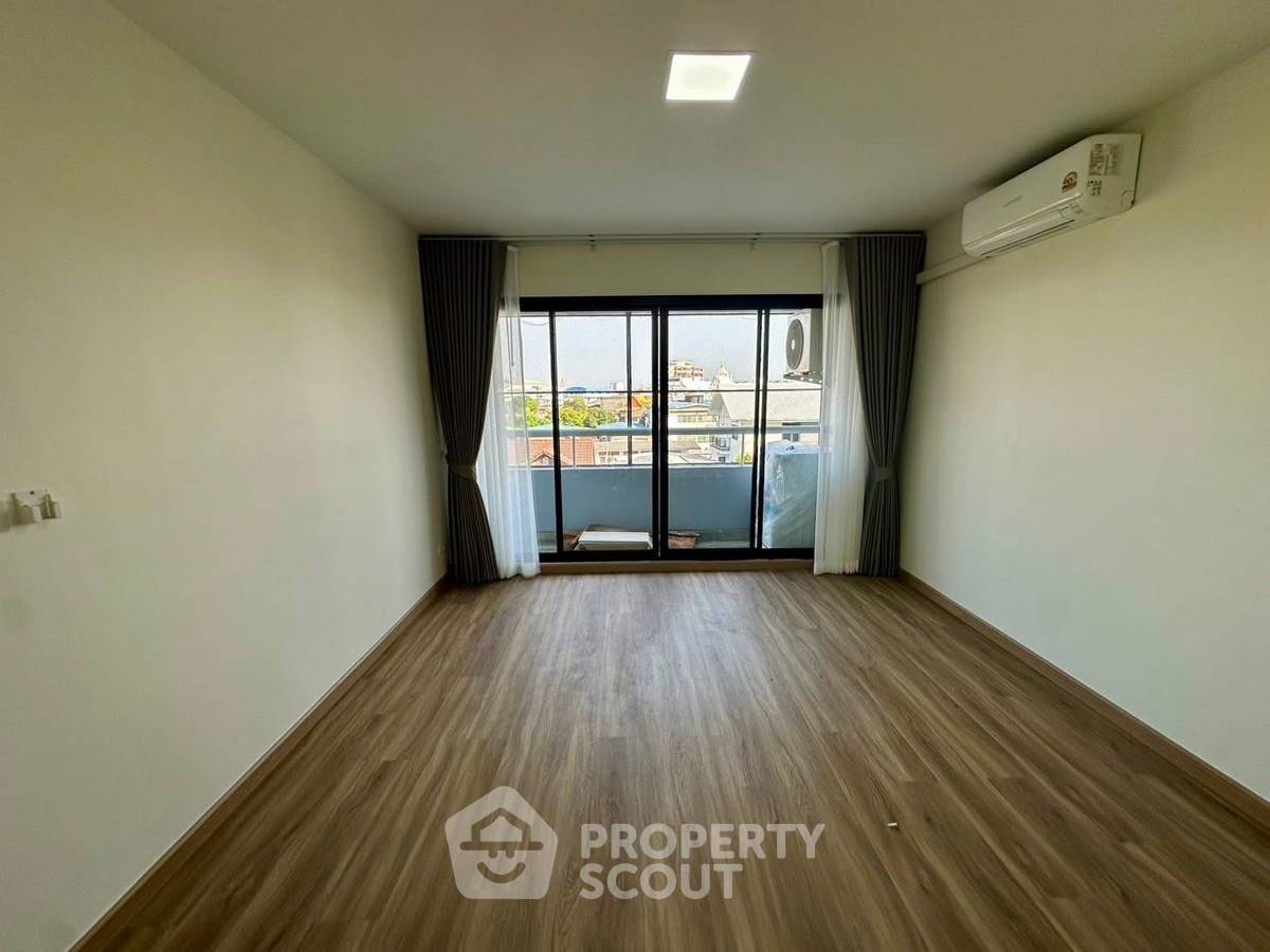 รูป คอนโด 2-ห้องนอน ที่ การ์เด้น คอร์ท คอนโดมิเนียม ใน ราษฏร์บูรณะ (ID 2883545) - รูปที่ 8/14