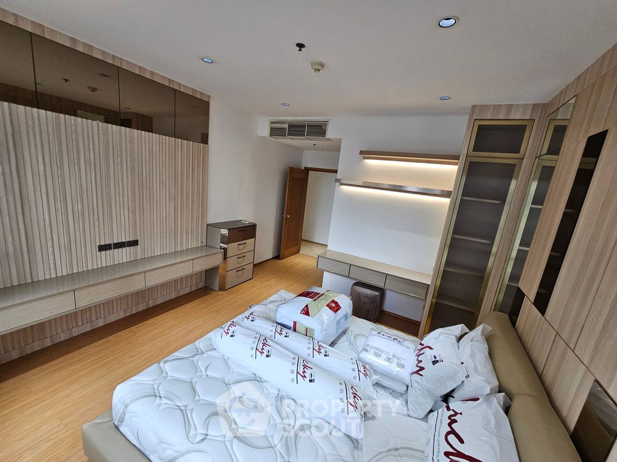 รูป คอนโด 3-ห้องนอน ที่ ดิ เอ็มโพริโอ เพลส ใกล้ BTS พร้อมพงษ์ (ID 2881210) - รูปที่ 14/19
