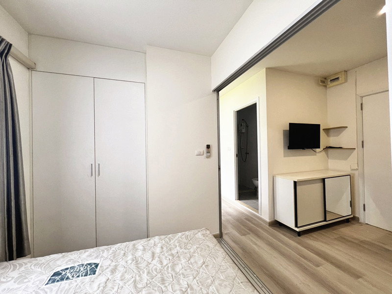 รูป ให้เช่าห้องเพิ่งรีโนเวทเสร็จ !!! พลัม คอนโด พาร์ค รังสิต เฟส 1 ใกล้ม.กรุงเทพ ตึก A ชั้น 2 เฟอร์ครบ เข้าอยู่ได้เลย - รูปที่ 2/14