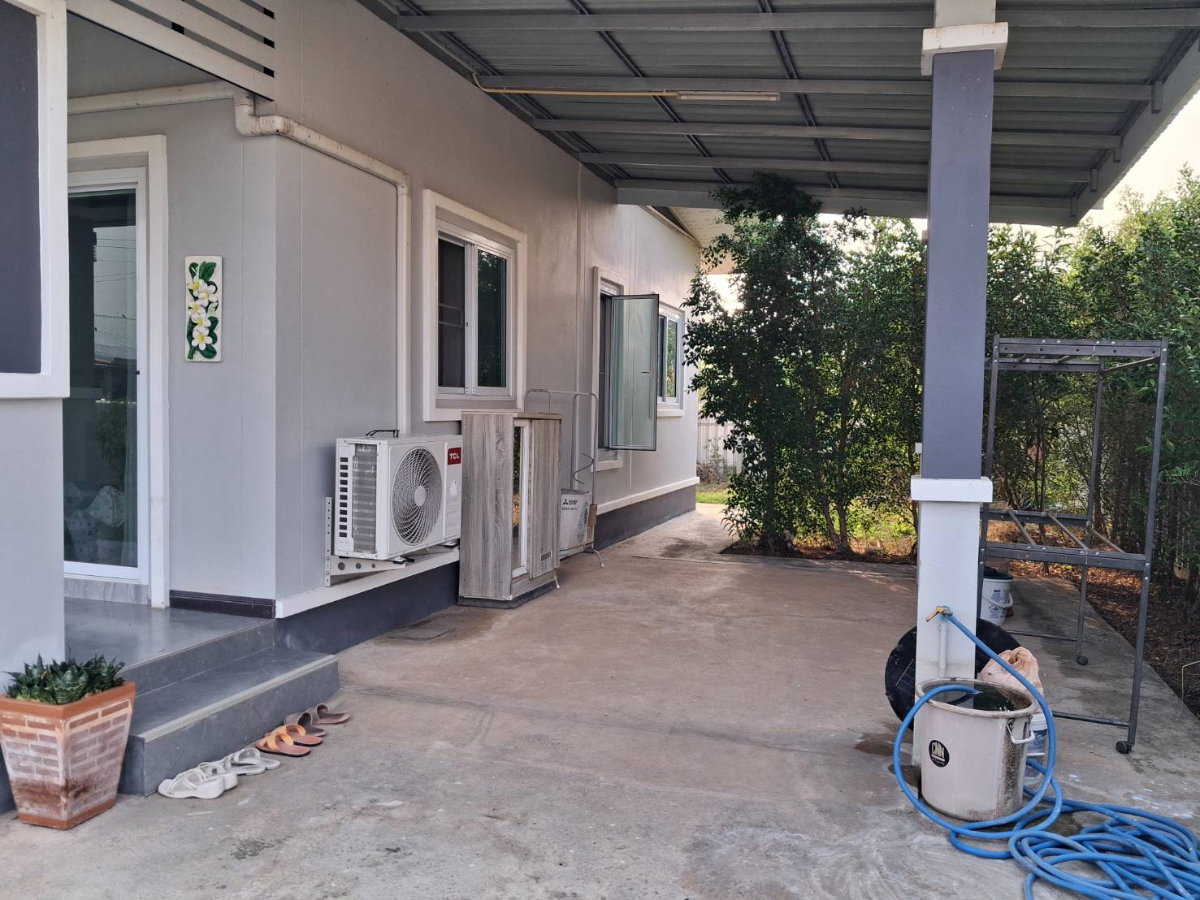รูป ขายบ้านเดี่ยวพร้อมที่ดิน จ.กำแพงเพชร 115ตารางวา แค่หิ้วกระเป๋ามาก็พร้อมเข้าอยู่ได้เลย - รูปที่ 8/42
