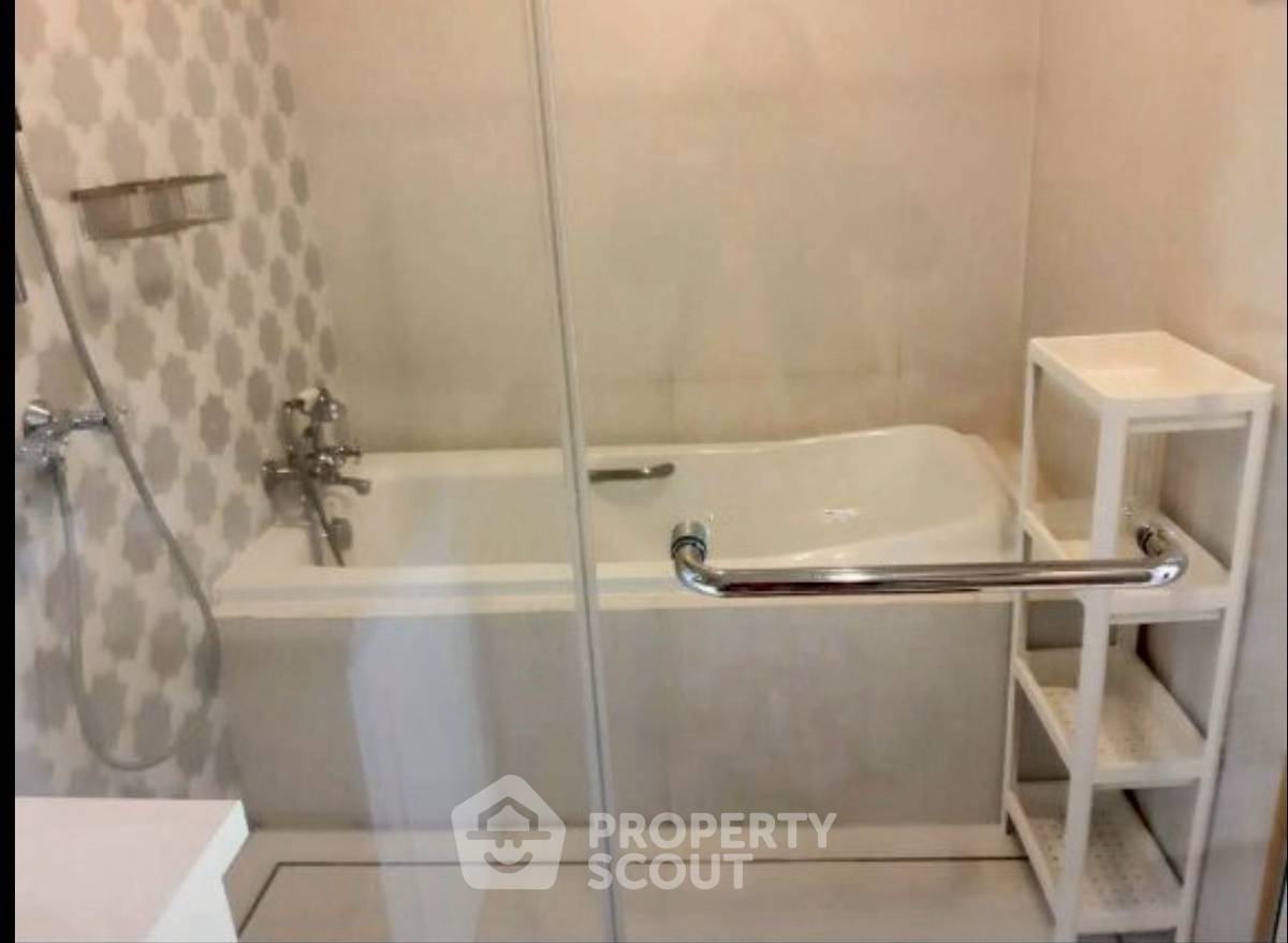 รูป คอนโด 1 ห้องนอน พร้อมเลี้ยงสัตว์ Aguston Sukhumvit 22 ใกล้ MRT Queen Sirikit (ID 2881499) - รูปที่ 11/14