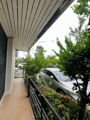 รูป  For Sale | ขายทาวน์โฮม 3 ชั้น รีโนเวทใหม่ RK Office Park มีนบุรี 💼 เหมาะทำ Home Office / อยู่อาศัย - รูปที่ 47/51