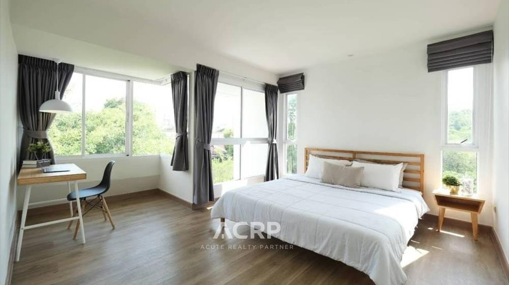 picture Detached house for rent, Soi Pridi 42, Sukhumvit 71, single house, loft style. Pet friendly. - 5/12