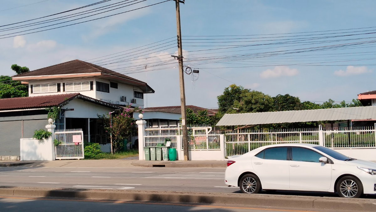 รูป ขายที่ดินพร้อมบ้าน ทำเลศักยภาพ ติดถนนนิมิตใหม่ กรุงเทพฯ - รูปที่ 1/6