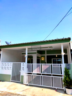 Townhouses for sale Nonthaburi : For Sale Townhouse/Townhome  , Moobaan Eklada , newly renovated , Bang Rak Phatthana , Bang Bua Thong , Nonthaburi , CX-153868 ✅ Live chat with us ADD LINE @connexproperty ✅